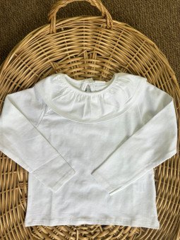 CAMISETA CUELLO VOLANTE