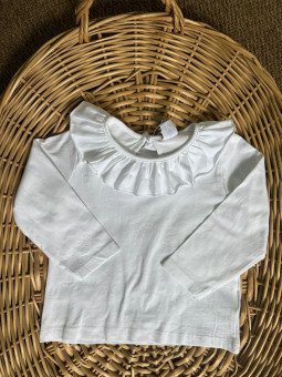 CAMISETA CUELLO VOLANTE BB